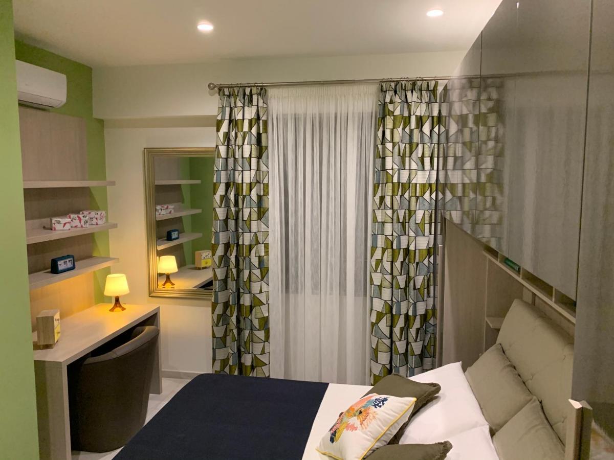 Artist Terrace Apartments Mellieha Bagian luar foto