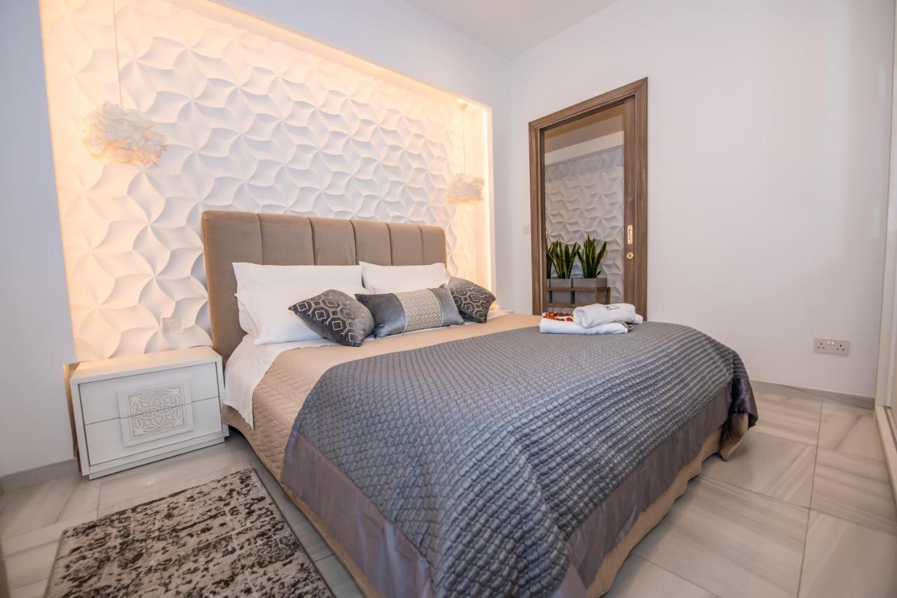 Artist Terrace Apartments Mellieha Bagian luar foto