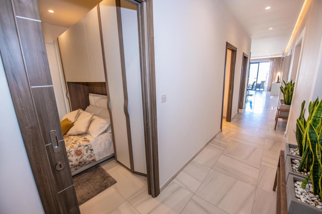 Artist Terrace Apartments Mellieha Bagian luar foto