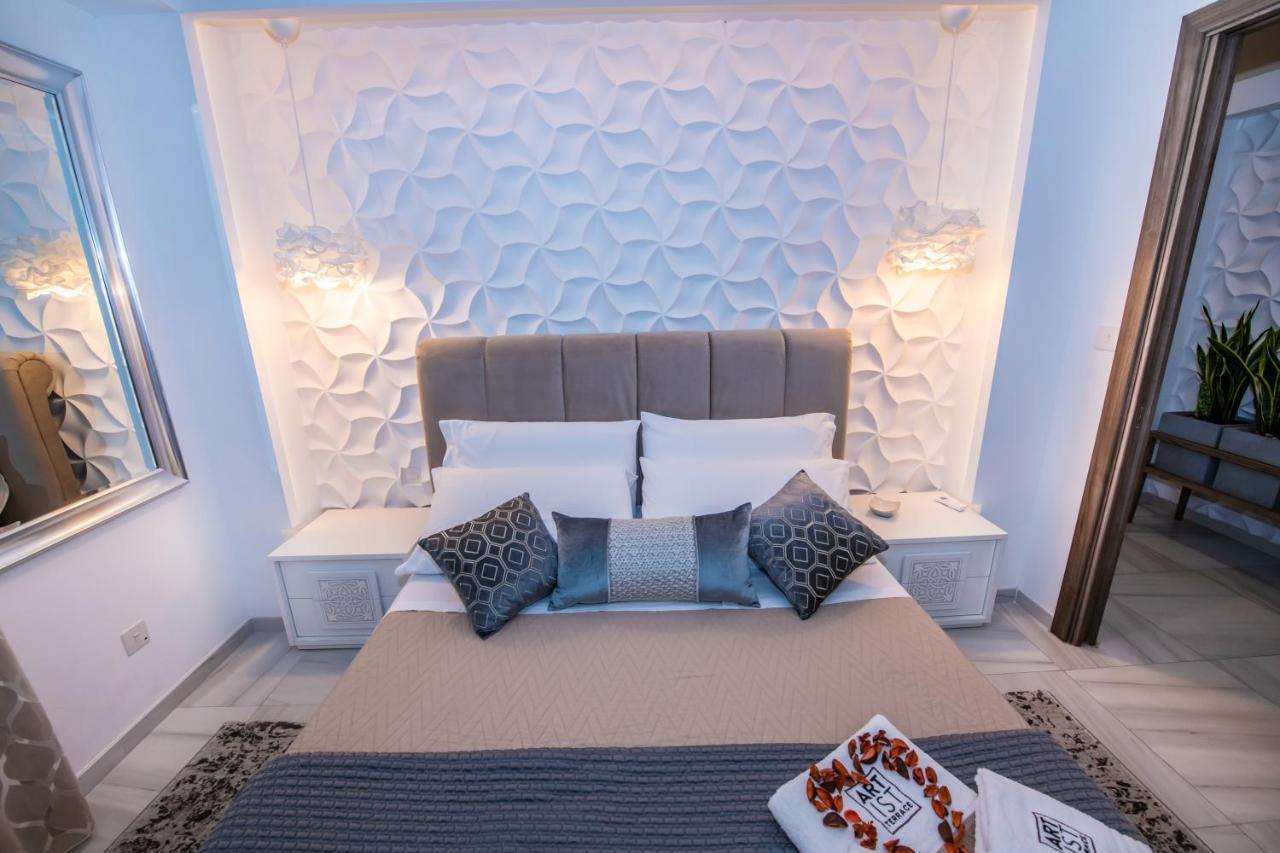 Artist Terrace Apartments Mellieha Bagian luar foto