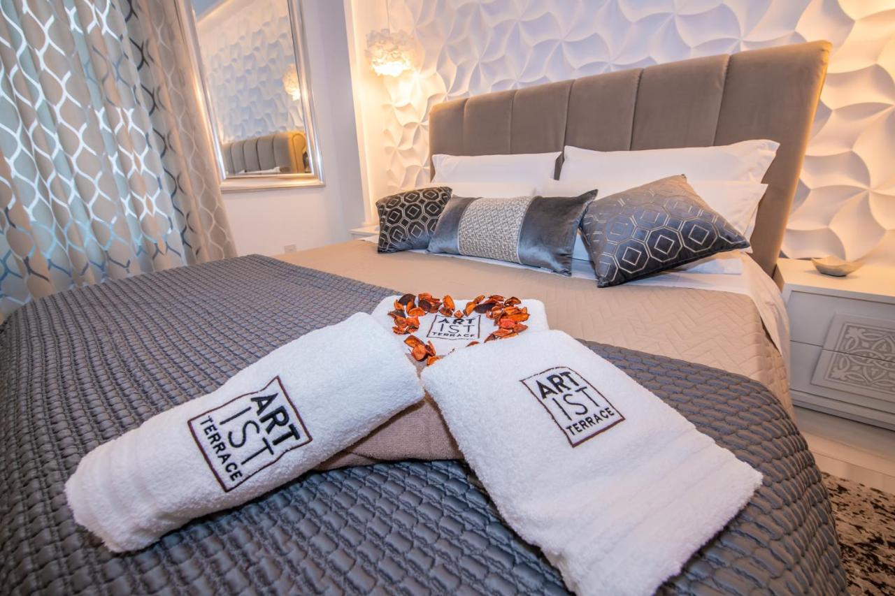 Artist Terrace Apartments Mellieha Bagian luar foto